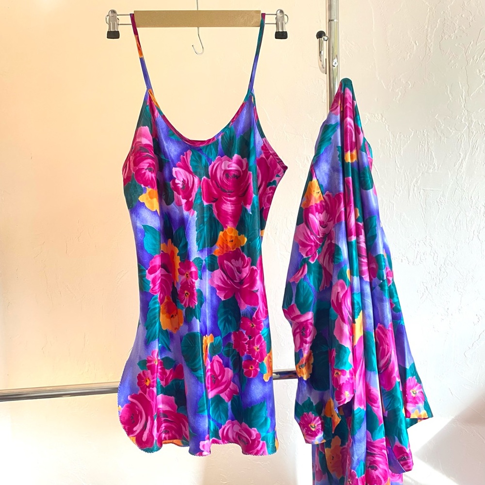 Vintage Silky robe set